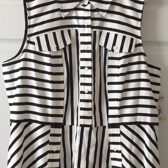 Black & White Stripe Dress - Picture 3 of 5
